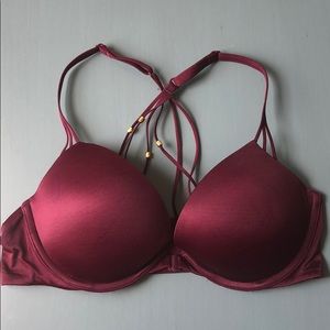 34c Victoria’s Secret push up bra